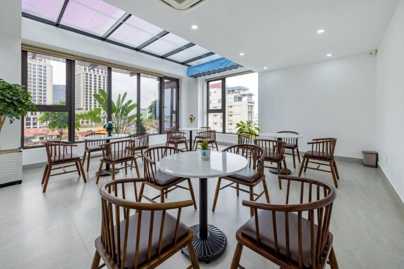 Phong Lan Apartments Hai Phong Exteriör bild